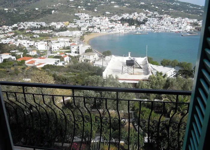 Guest house Blue Dolphin Batsi (Andros)