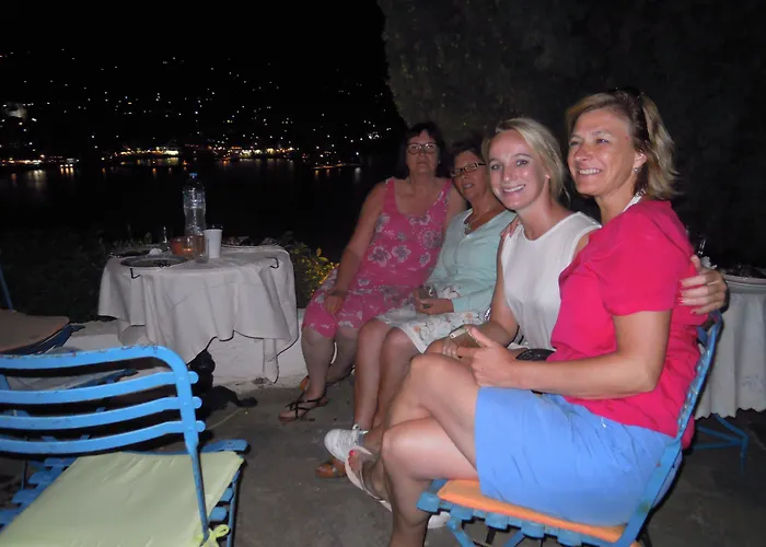 Blue Dolphin Guest house Batsi (Andros)