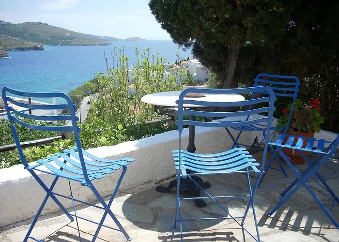 Blue Dolphin Guest house