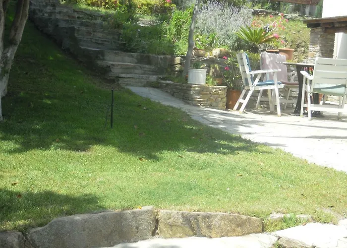 Guest house Blue Dolphin 4*