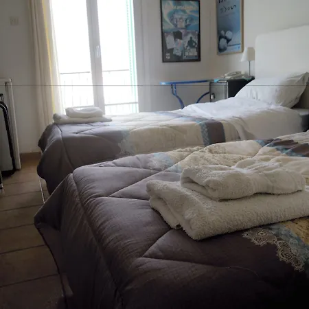 Blue Dolphin Pensión