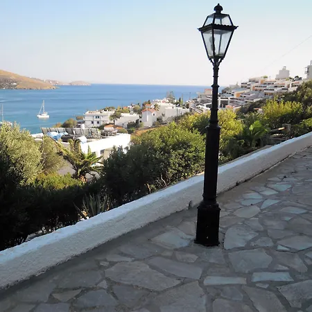 Blue Dolphin Πανσιόν Μπατσί