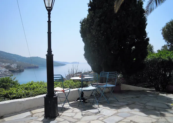 Blue Dolphin Pensionat 4*